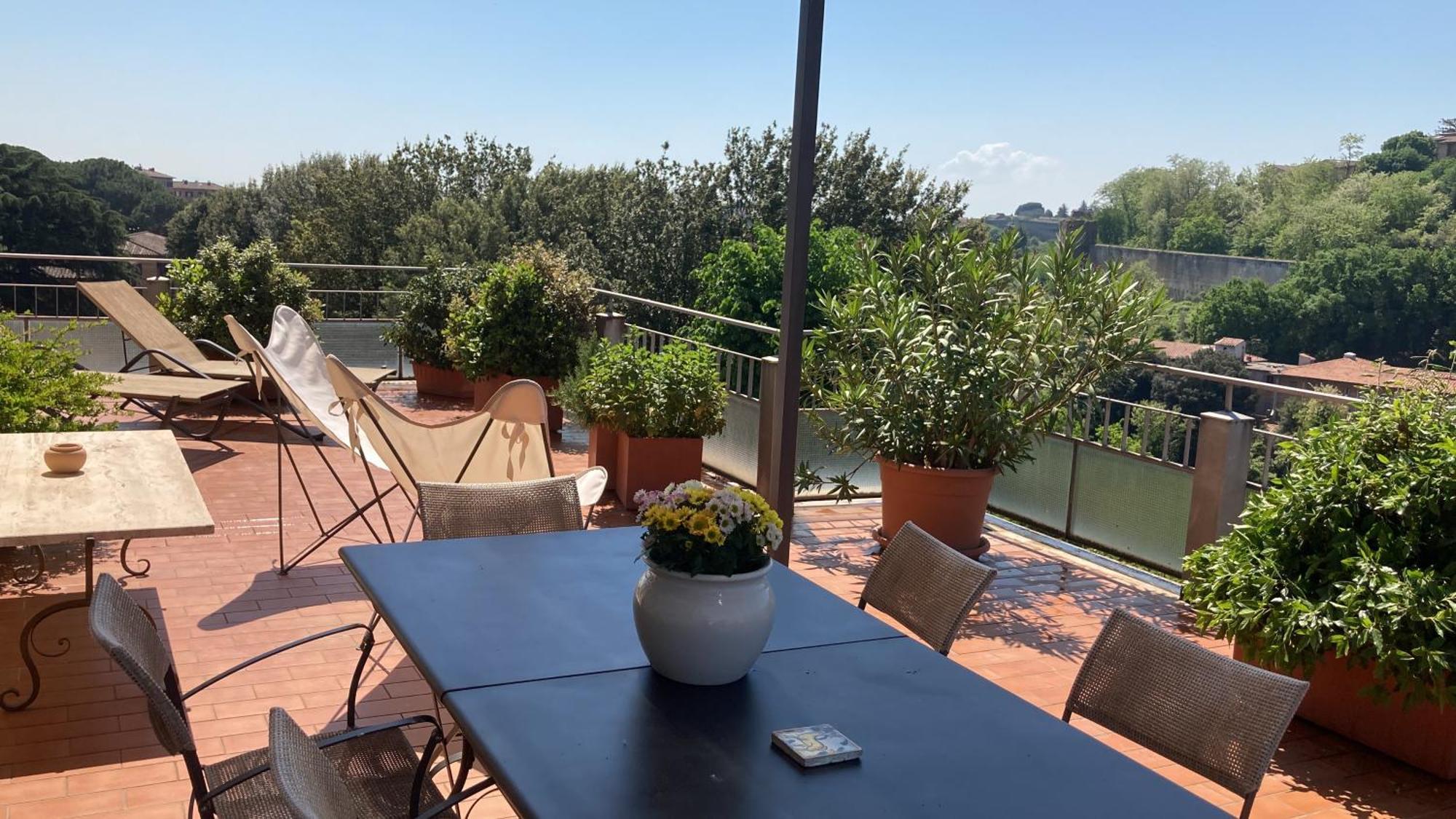 Apartmán Attico San Francesco Siena Exteriér fotografie